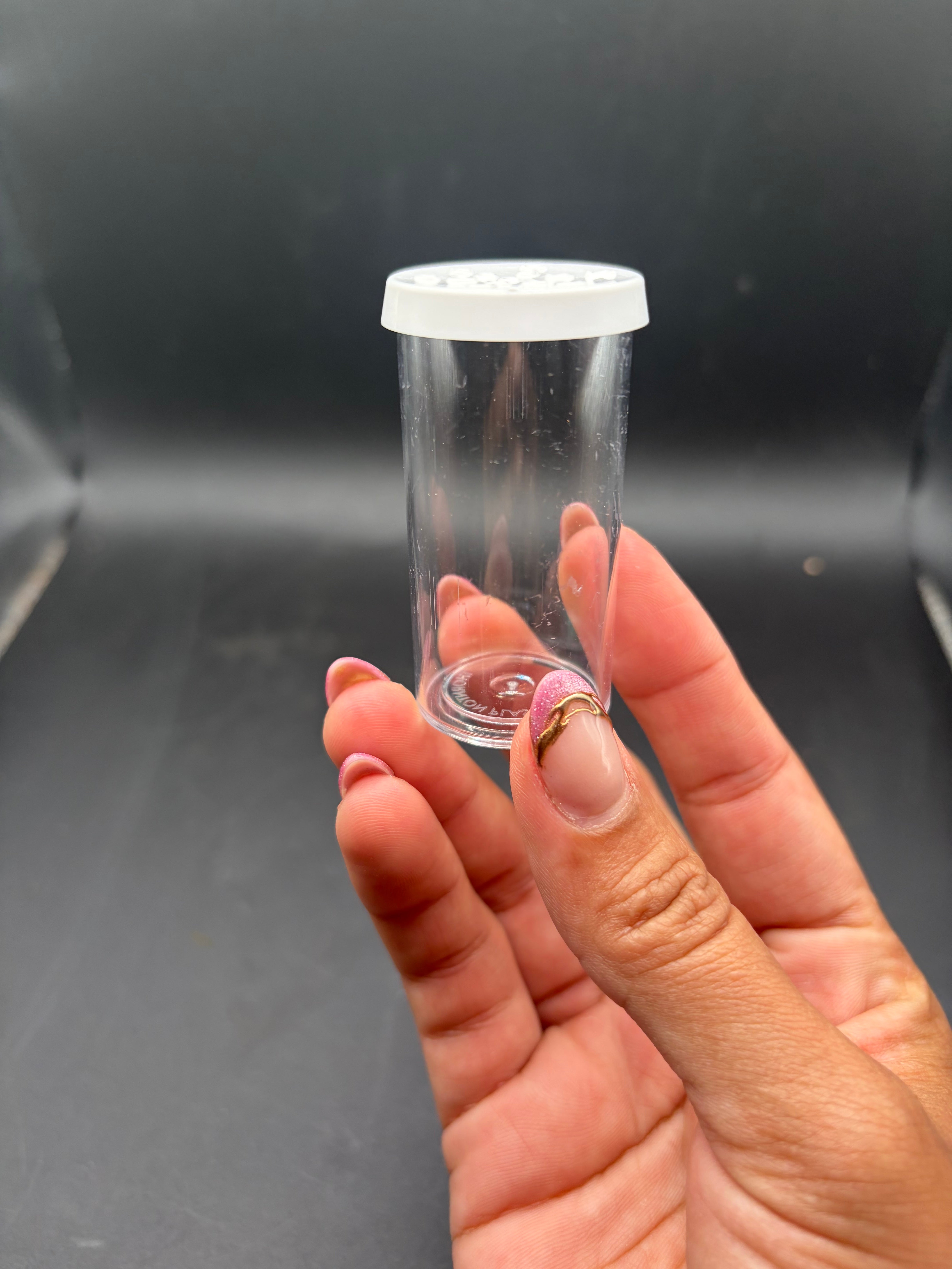 7 Dram Plastic Vial Enclosure - 0.88 oz